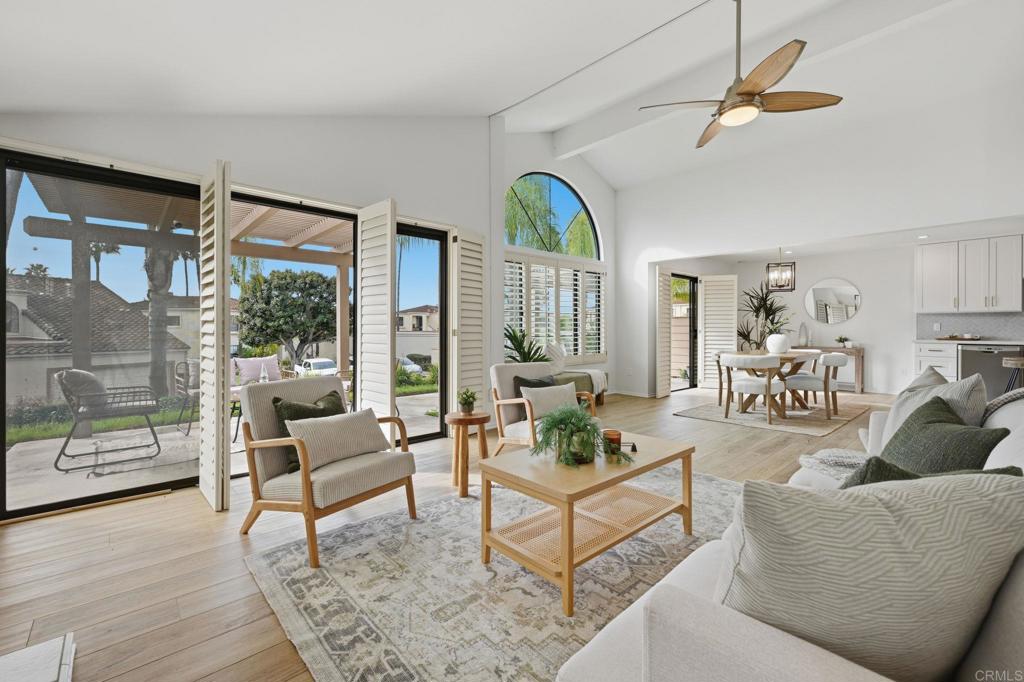 3103 Camino Del Arco