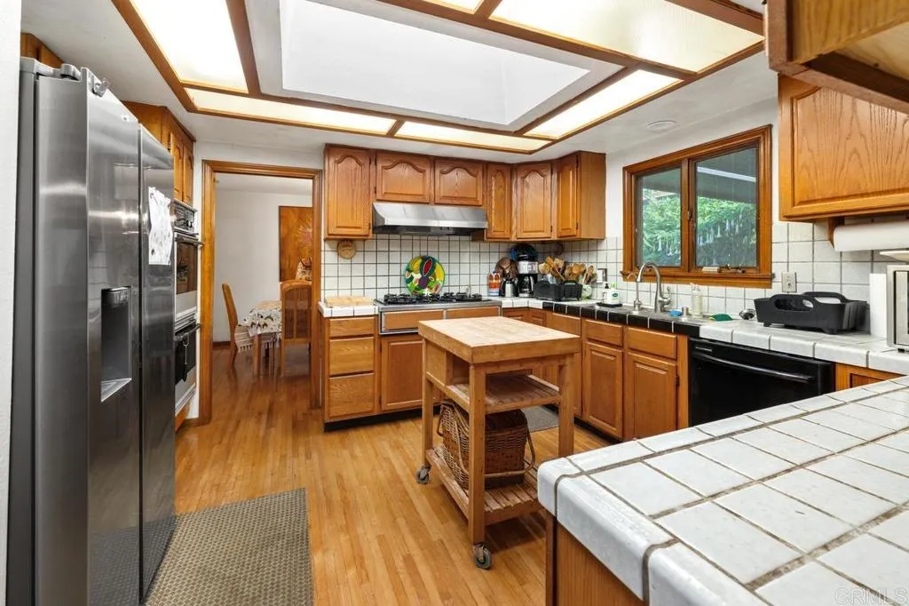 2362 Lone Oak Lane