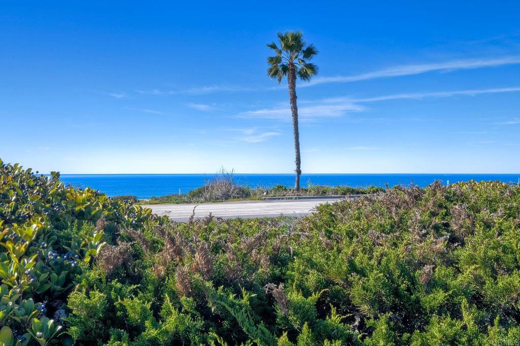 6506 Oceanview Drive