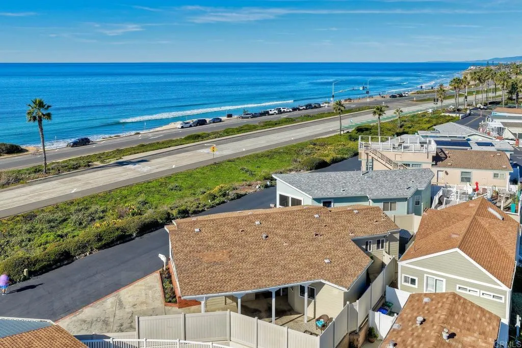 6506 Oceanview Drive