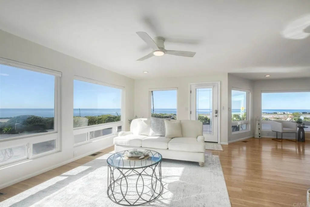 6506 Oceanview Drive