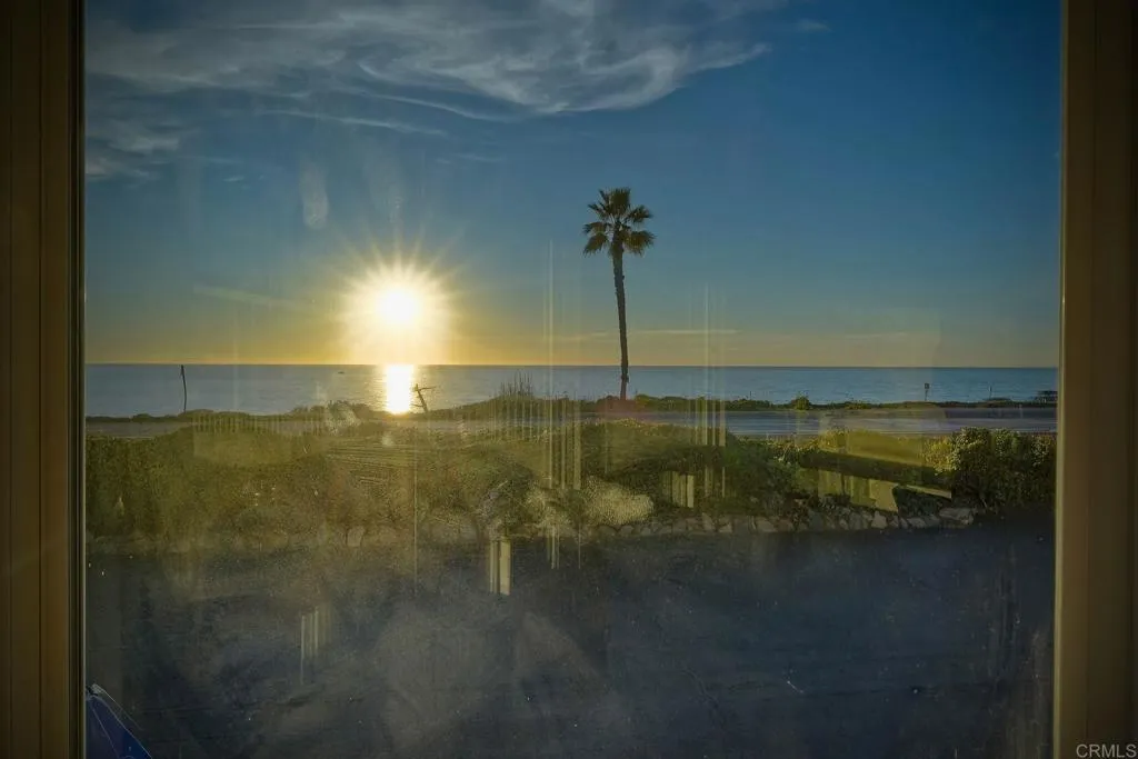 6506 Oceanview Drive