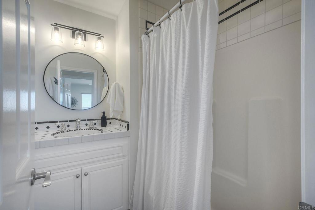 6506 Oceanview Drive