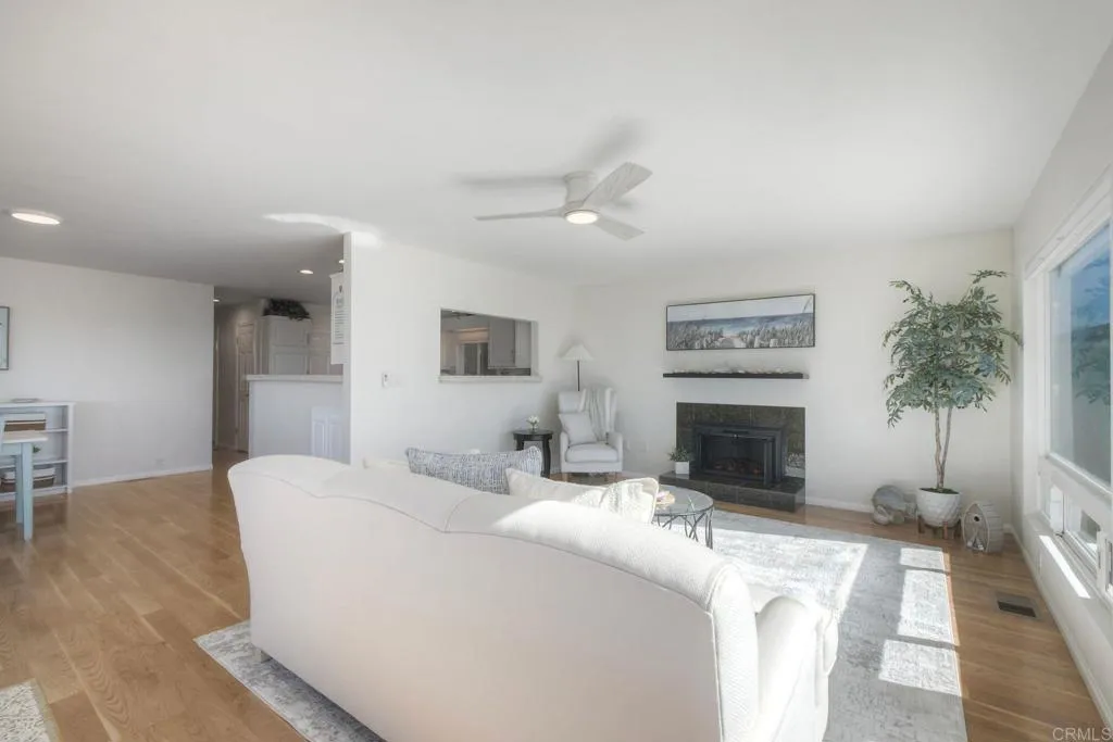 6506 Oceanview Drive