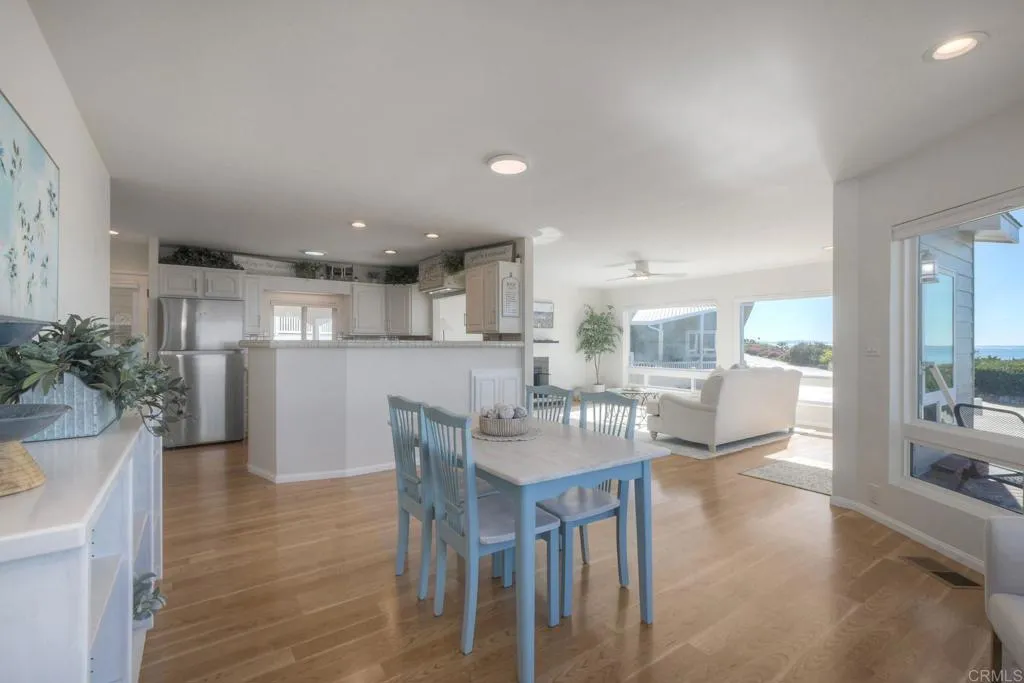 6506 Oceanview Drive