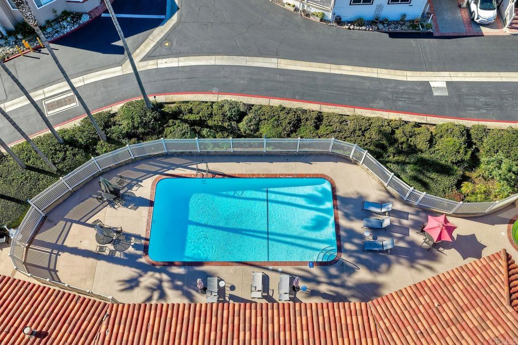 6506 Oceanview Drive