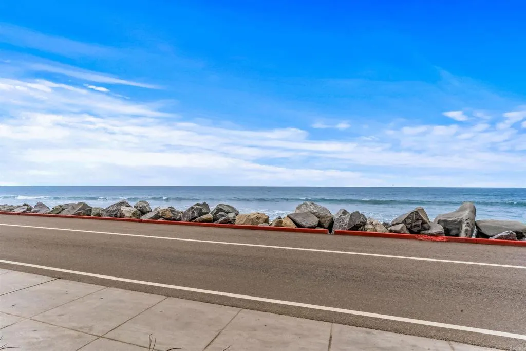 700 S The Strand Unit 102