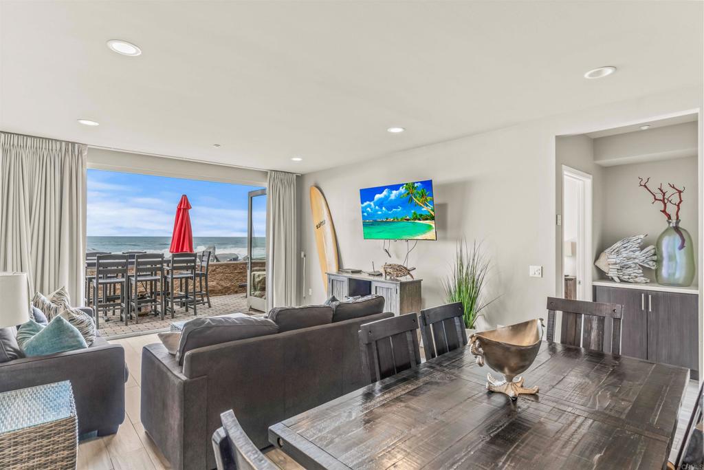 700 S The Strand 102