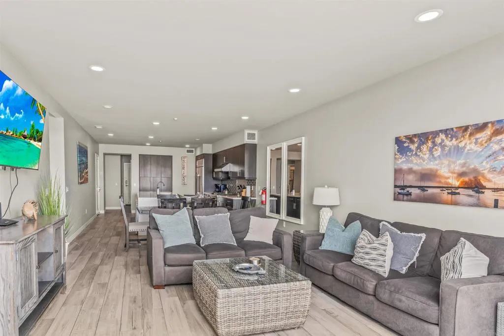 700 S The Strand Unit 102