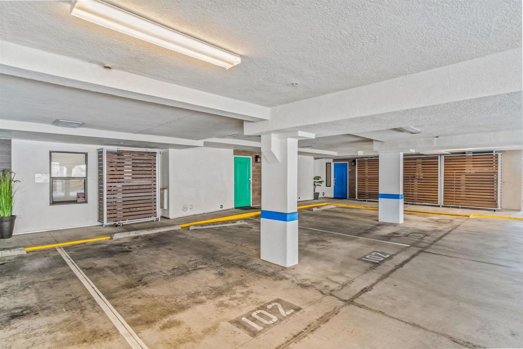 700 S The Strand 102