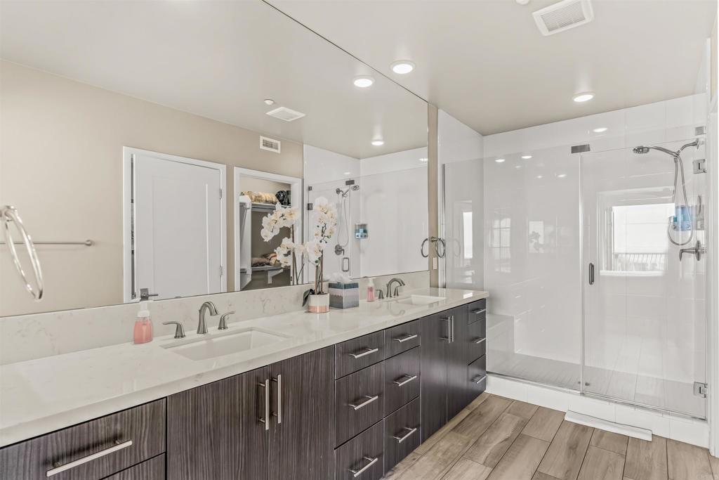 700 S The Strand 102