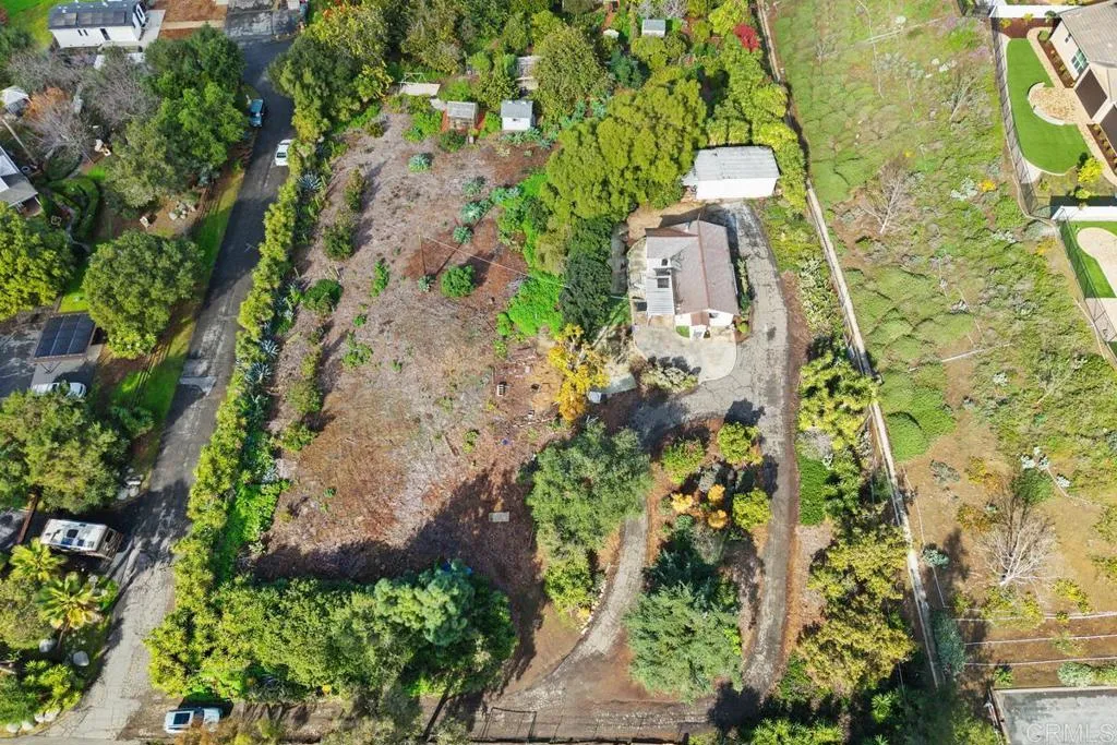 2360 Lone Oak