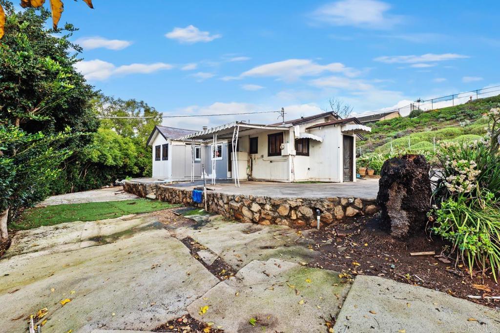 2360 2362 Lone Oak Lane