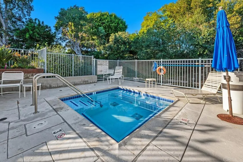 7426 Lantana