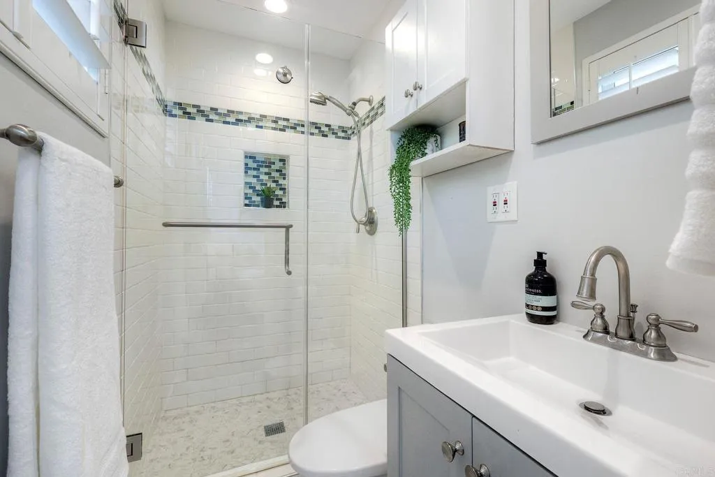 3758 Mario Pl, 92117