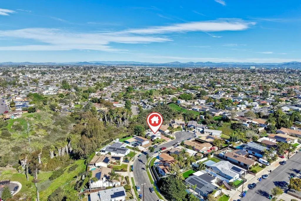 3758 Mario Pl, 92117