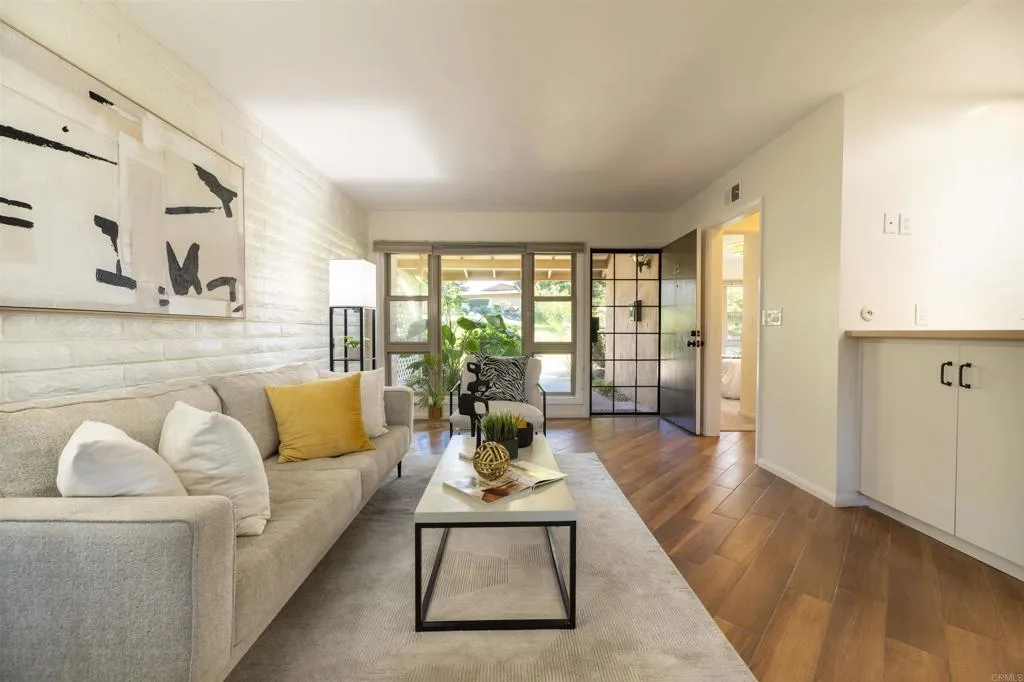 9320 Earl Street Unit 60