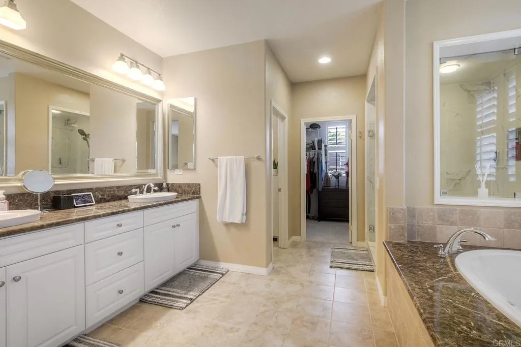 1241 Breakaway Dr
