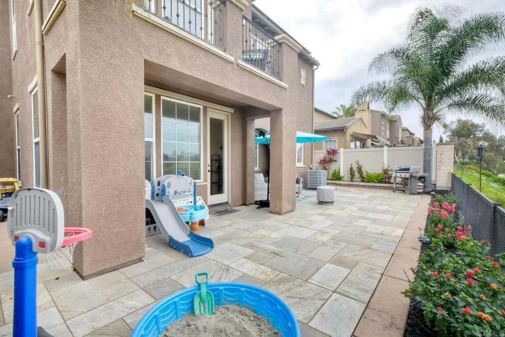 1241 Breakaway Dr