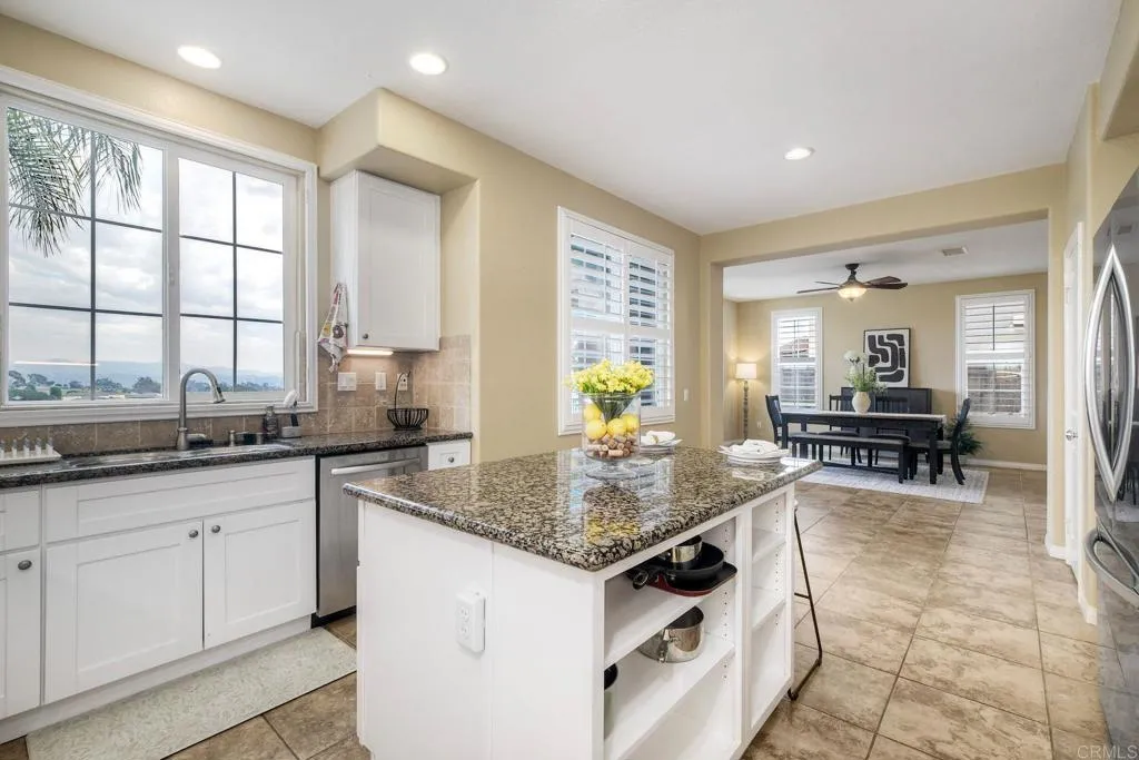 1241 Breakaway Dr