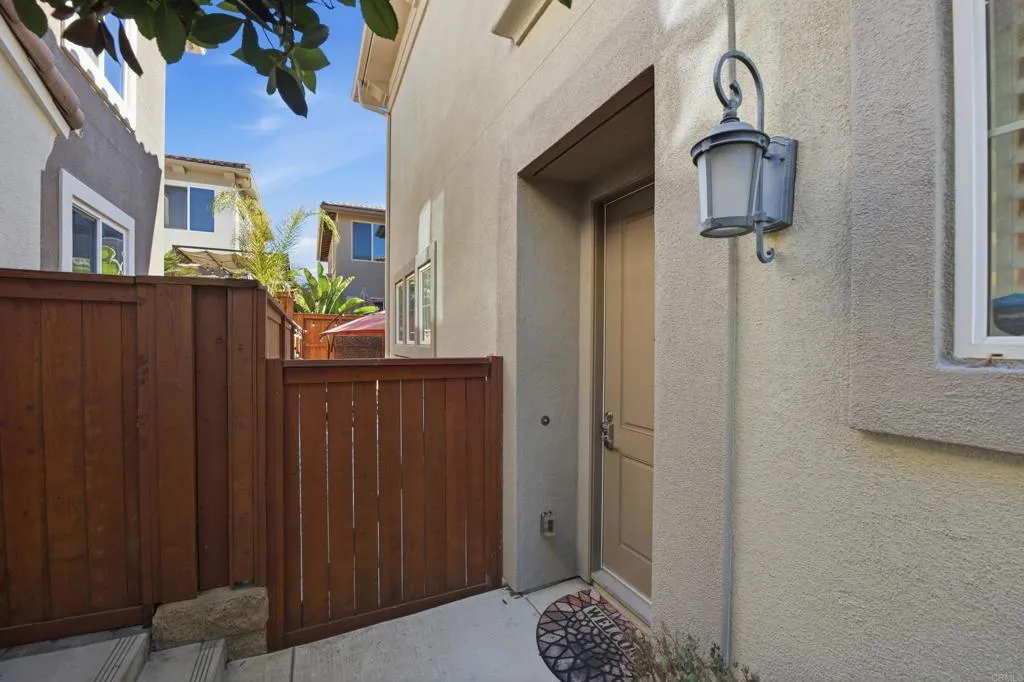2284 Durango Way Unit 200