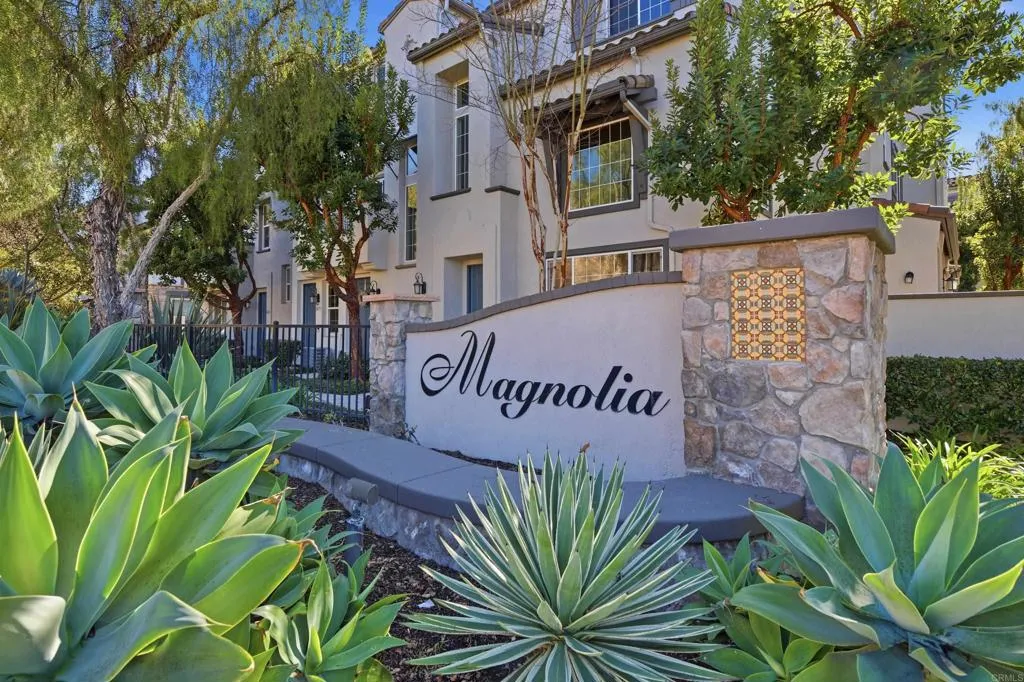 2284 Durango Way Unit 200