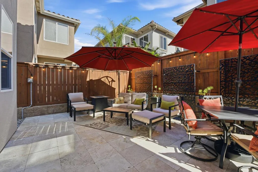 2284 Durango Way Unit 200