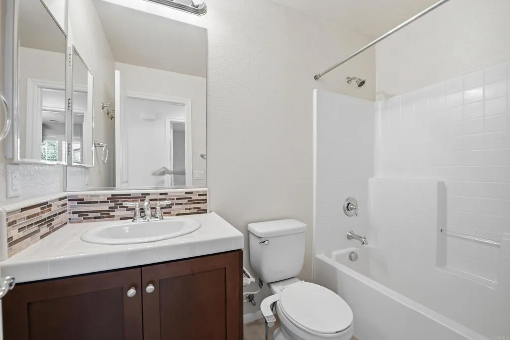 2284 Durango Way Unit 200
