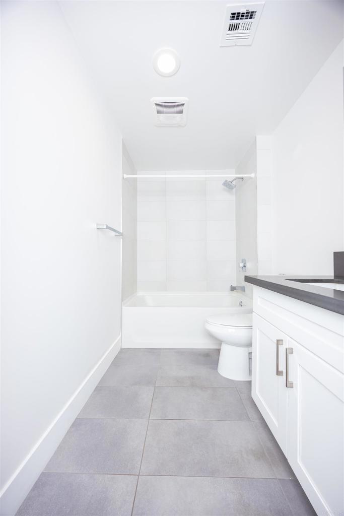 1101 S Harvard Boulevard 510