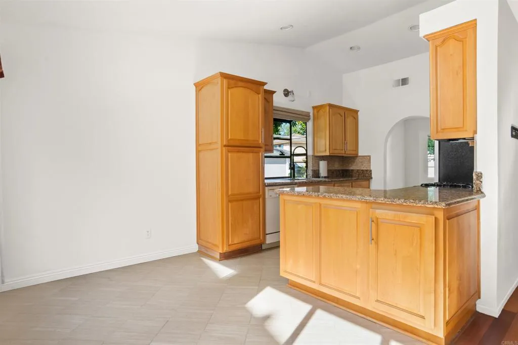 1387 Longfellow Road