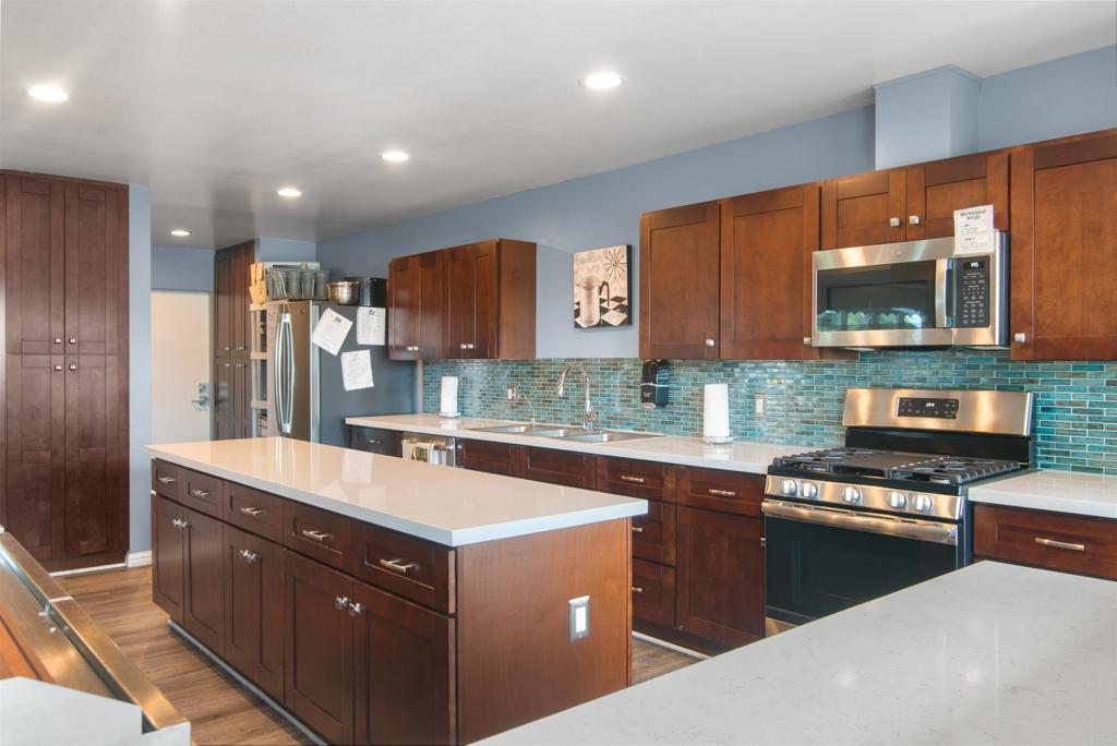 3535 LInda Vista Drive, spc 336