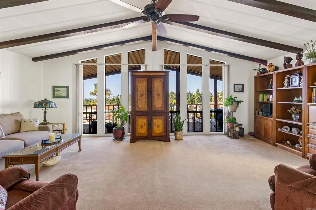 3535 Linda Vista Dr. Unit 336