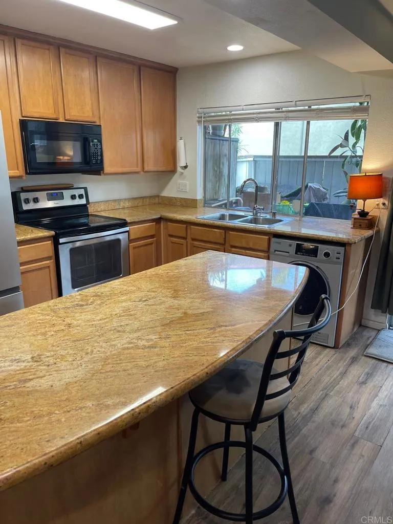 615 Fredricks Ave. Unit 113