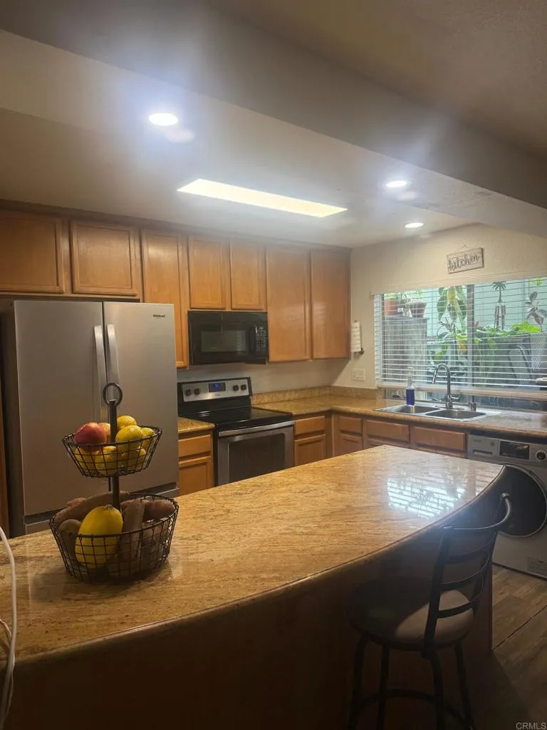 615 Fredricks Ave. Unit 113