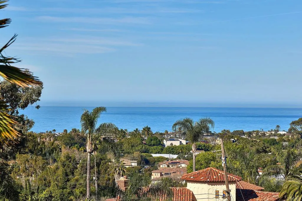 1068 Passiflora Ave