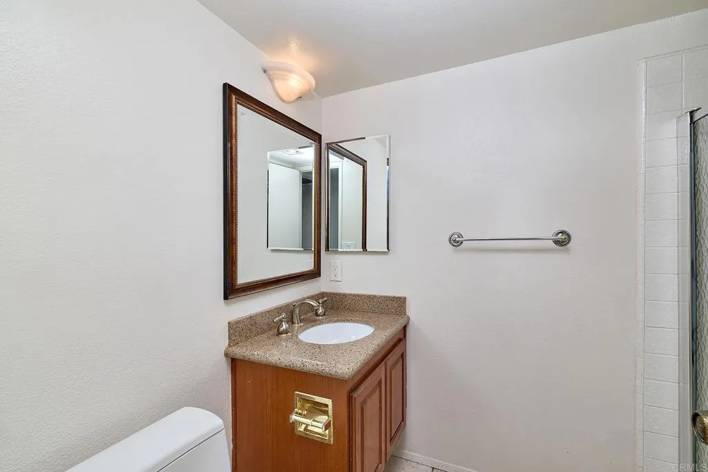 1068 Passiflora Ave