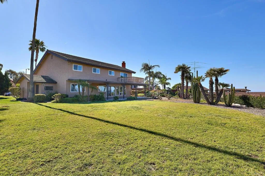 1068 Passiflora Ave
