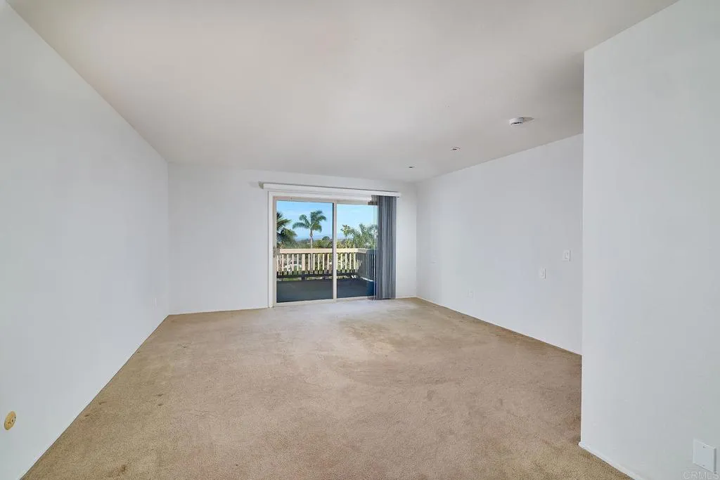1068 Passiflora Ave