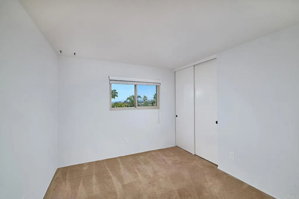 1068 Passiflora Ave