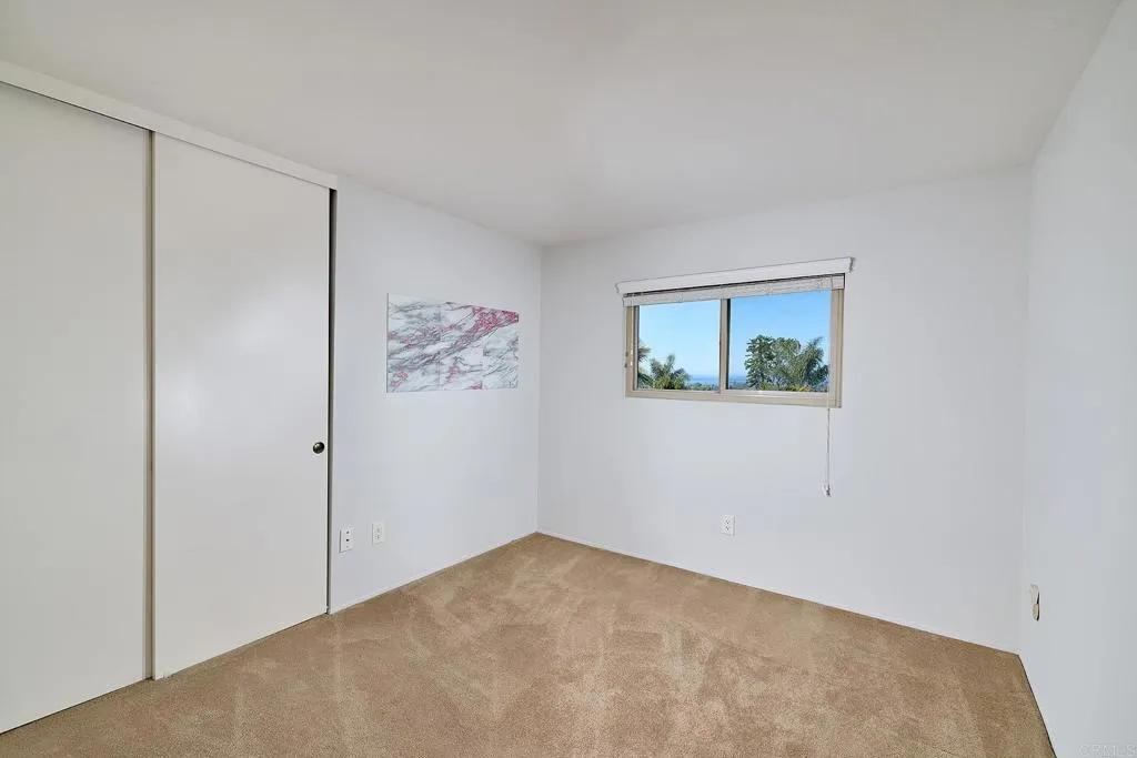 1068 Passiflora Ave