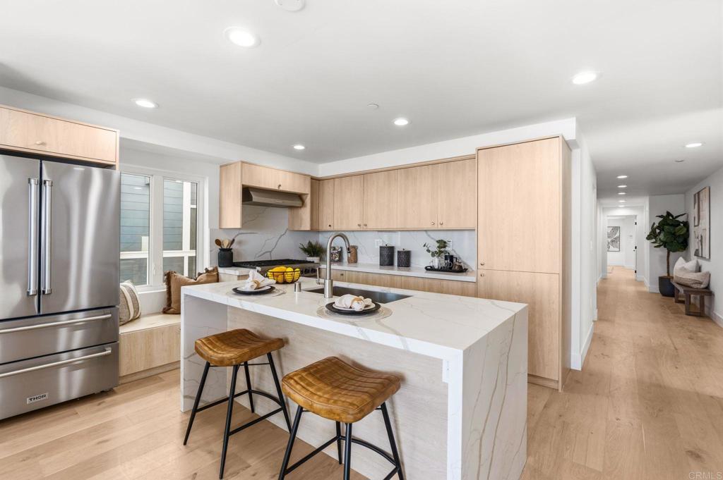 212 S Pacific Street