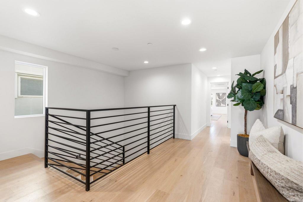 212 S Pacific Street