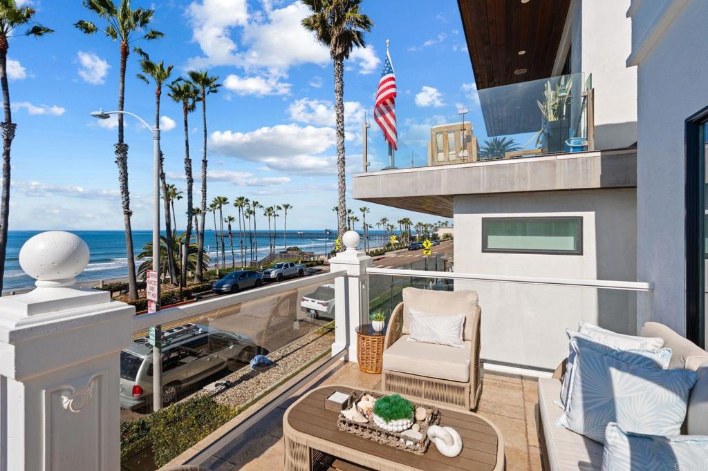 208 S Pacific Street