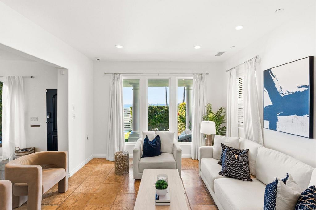 208 S Pacific Street