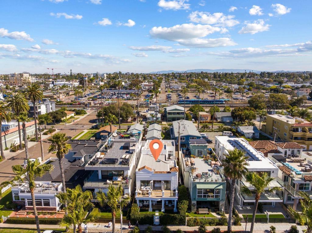 208 S Pacific Street