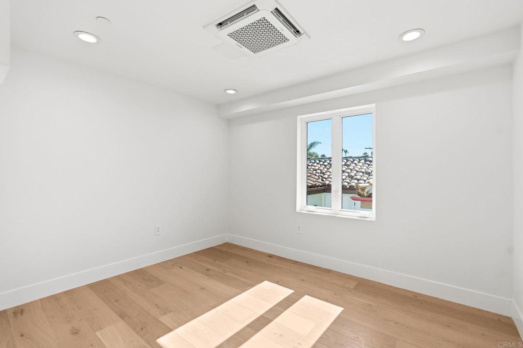 214 S Pacific Street