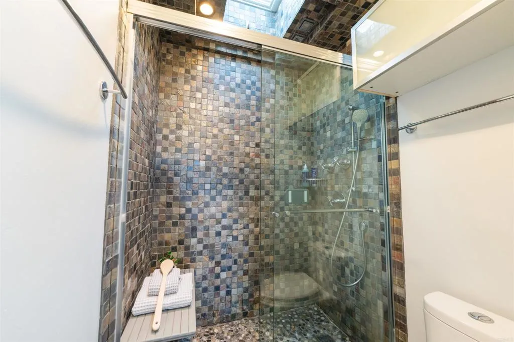 1615 Hotel Circle South Unit D306
