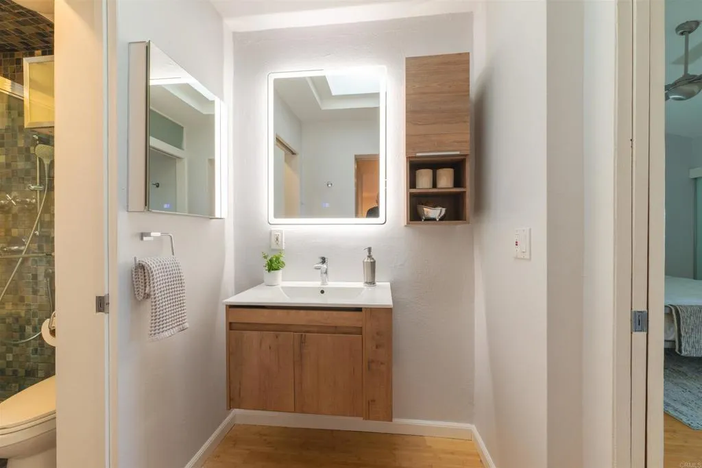 1615 Hotel Circle South Unit D306