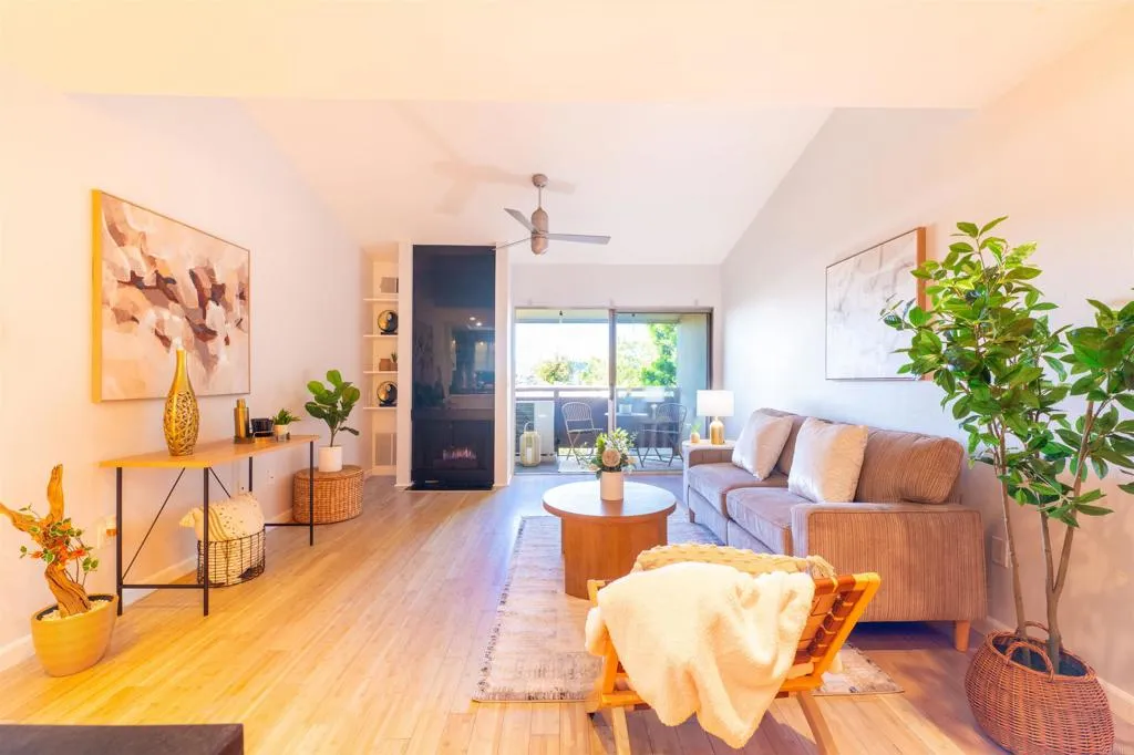 1615 Hotel Circle South Unit D306