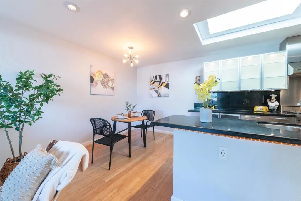 1615 Hotel Circle South Unit D306